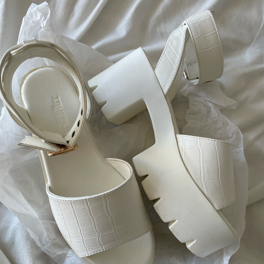 White Platform Sandals - Picture 3 of 5